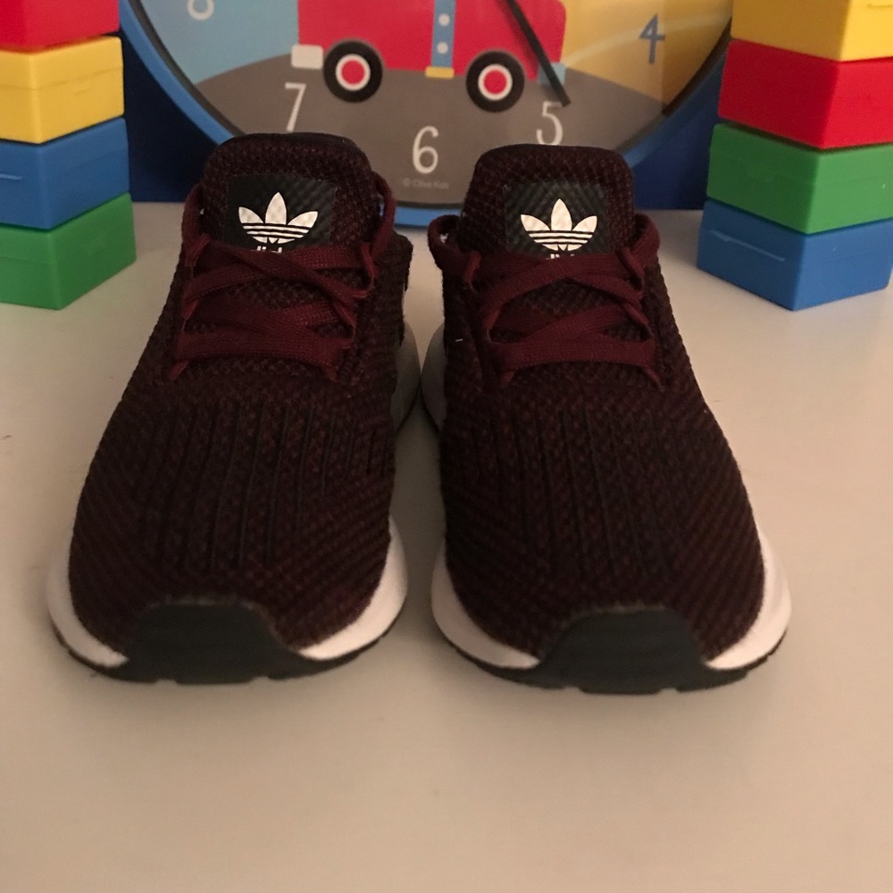 Addidas Swift (toddler)